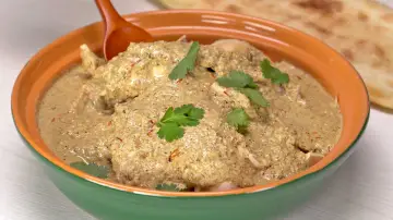 רולדות חצילים בסגנון גרוזיני